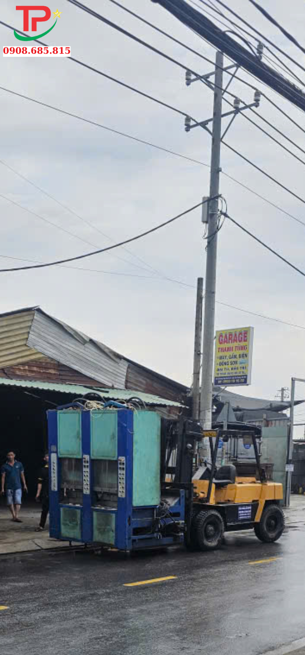 cho-thue-xe-nang-duc-hoa-1